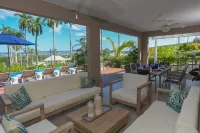 Oceanview Luxury villa w/Pool/jacuzzi/tennis in gated community with gym
