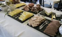 Grand Hotel Jonkoping, BW Signature Collection - 早餐