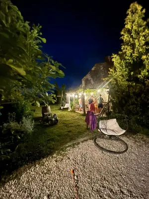 Tête à l'Air Hotels in Pons