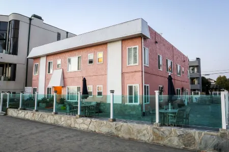 Venice on the Beach Hotel Отели рядом с достопримечательностью «Аббот Кинни Бульвар»