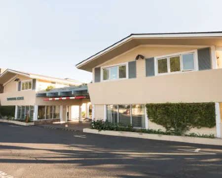 Sandpiper Lodge - Santa Barbara Hotels in Santa Barbara County
