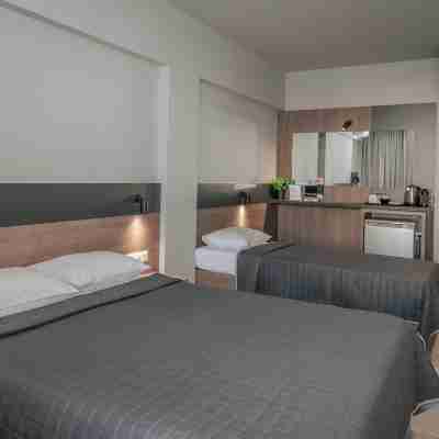 Elizabeth Queen Luxury Rooms Rooms