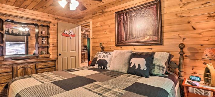 North Georgia Mtn Escape w/ Hot Tub & Games! Hotels in White County