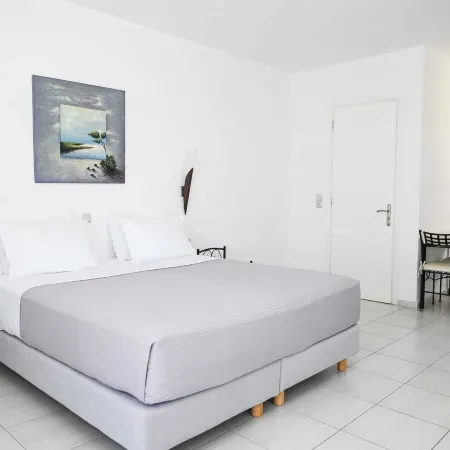 Asterias Boutique Hotel