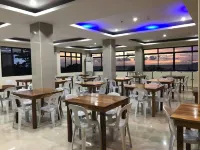 Godo's Hotel and Restaurant - Bữa sáng