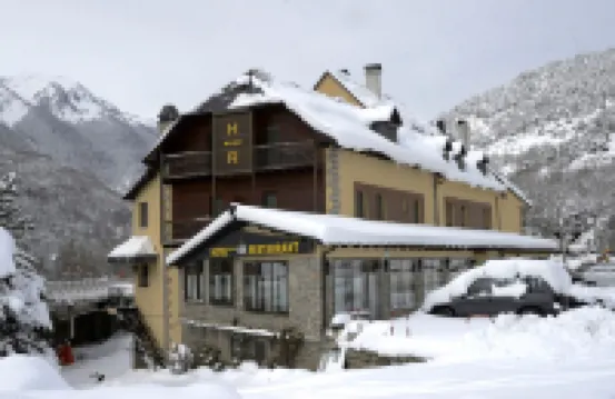 Hotel & Restaurante Peña Hotels in 