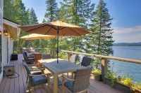 Lake Pend Oreille Waterfront with Amazing Views - Pysäköinti
