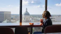 Hyatt Regency Indianapolis - Scenic