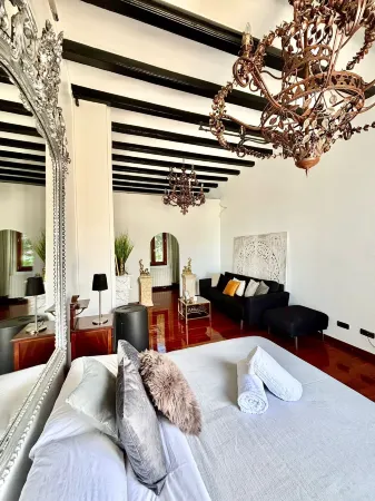 Spirit of Queen Отели рядом с достопримечательностью «Храм Святого Сердца»