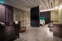 IcolourVilla Motel