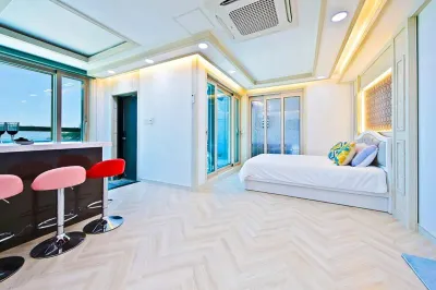 Namhae South Marine Spa Pension