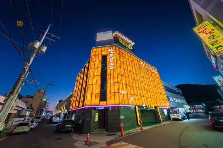 Yeosu San Self Check-in Hotel