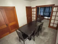 Charming 1-bedroom Duplex with AC, WiFi, Gym access etc...