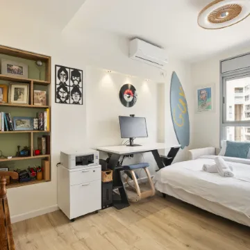 Poleg Beach Seaview Stylish Stay by Sea N' Rent Отели в г. Шарон