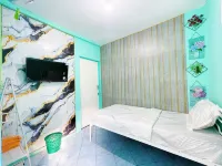 Bronk House 2 Tamsis Các khách sạn ở Wirogunan