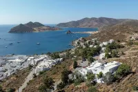 Panorama Serenity Suites Hotels in Grikos