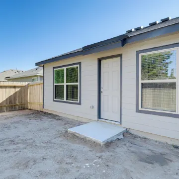 Brand New Spring Home Less Than 1 Mi to Old Town!