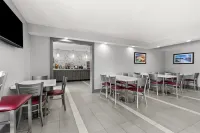 Baymont by Wyndham Batavia - Darien Lake Hotels in Batavia