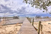 Luxe Fairhope Home w/ Covered Patio: Walk to Bay - spa