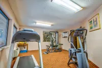 Quality Inn - Gym