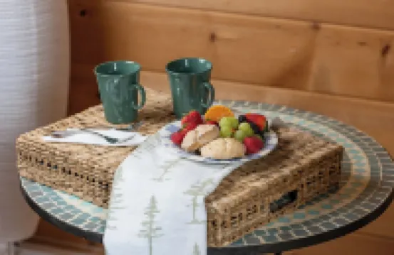 Sunriver Charmer-Updated Family Cabin w/SHARC, Village Access-Comfortable for 6