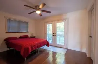 Elmhurst House/ Town-House - Gnd Floor - 3Bd Catskill Mtn View