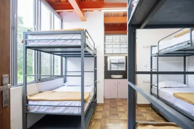 Stopover Backpackers Stay Các khách sạn ở 