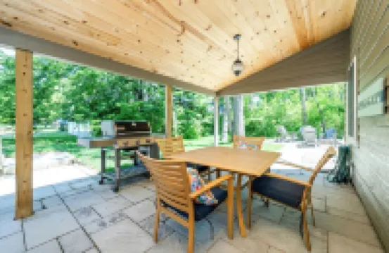 Luxe Family Retreat - Walk to Private Beach - Pool - Hot Tub - Arcades