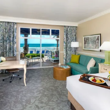 The Shores Resort & Spa Отели рядом с достопримечательностью «Парк Сан Сплэш»