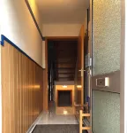 Very nice camp, close to a large playground, swimming pool, sight-seeing dog station
