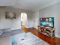 Recovery Loft 1-bedroom apartment in Mansfield with WiFi, AC, Full Kitchen Các khách sạn ở Mansfield