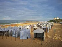 Beach&Pool Villa near Esposende&Apulia