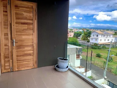 2-bedroom Luxury apartment in beautiful Flic en Flac with AC, WiFi