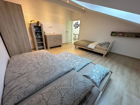 Ferienwohnung Neubau Merzig 120m2 für 7 Personen