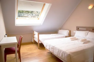 APARTAMENTOS TERRAMAR BOIRO With sea views in the Ría de Arousa (Galicia) Playa de Escarabote附近的飯店