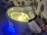 Love room with Spa - Les tourtereaux Hotels in Montauroux