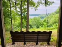 Views to Die For - Relax on 2 decks + Screen Porch; 1 mile to Pleasant Hill ramp