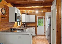 Cozy 2-loft cabin in enchanting Biglake with WiFi, and lake access close by Hotels in Big Lake