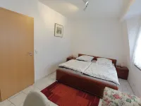 Roof terrace apartment - Right next to the pedestrian zone and Brühl Castle Park. Hotels in der Nähe von Brühl