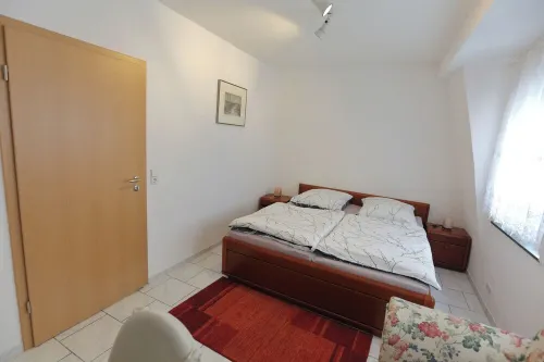 Roof terrace apartment - Right next to the pedestrian zone and Brühl Castle Park.