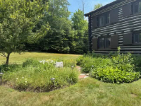 Peaceful 5-Bedroom Lodge in the Adirondack Mountains