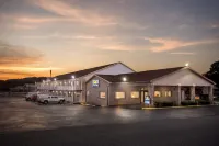 Days Inn by Wyndham Huntington