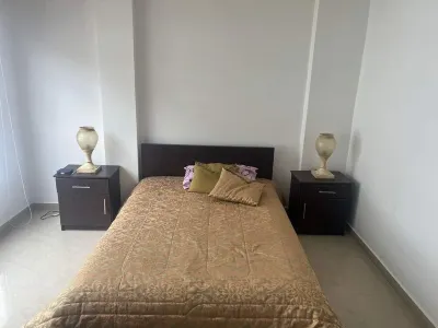 Acogedor Hospedaje en Baños de Agua Santa cerca del centro Se admiten mascotas Cascada el Manto de la Novia附近的飯店