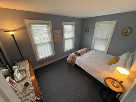 1000 Islands Home with River View and Close Proximity to Antique Boat Museum