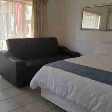 Genie's Nest Ooie 1 Rooms