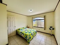 University of Costa Rica-2 bedrooms-Family Hotels in Montes de Oca