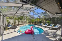 Spacious 4-bedroom house with  HEATED POOL, Games room in peaceful Palm Harbor - Swimmingpools