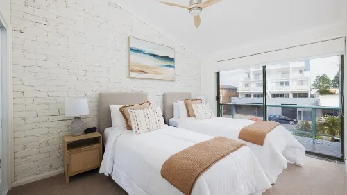 Fore Dek 4 Soldiers Point Direct Beach Access