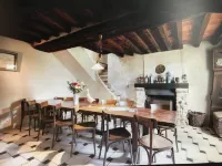 Sologne, Chateaux de la Loire, Entre Chambord et le zoo de Beauval Hotels in Cheverny