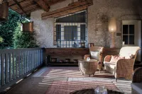 Boutique Guesthouse GIUS La Damaglück Hotels in Costermano